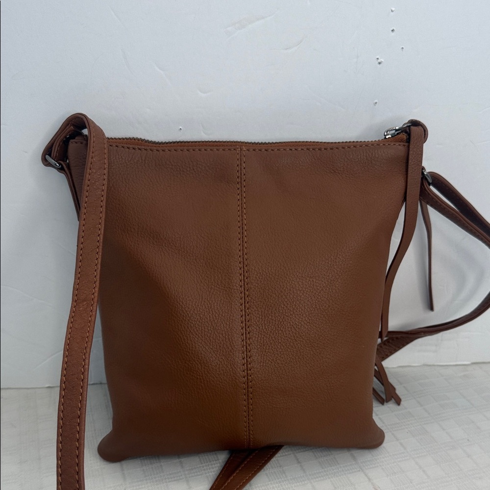 Kooba leather crossbody bag. - Picture 3 of 9